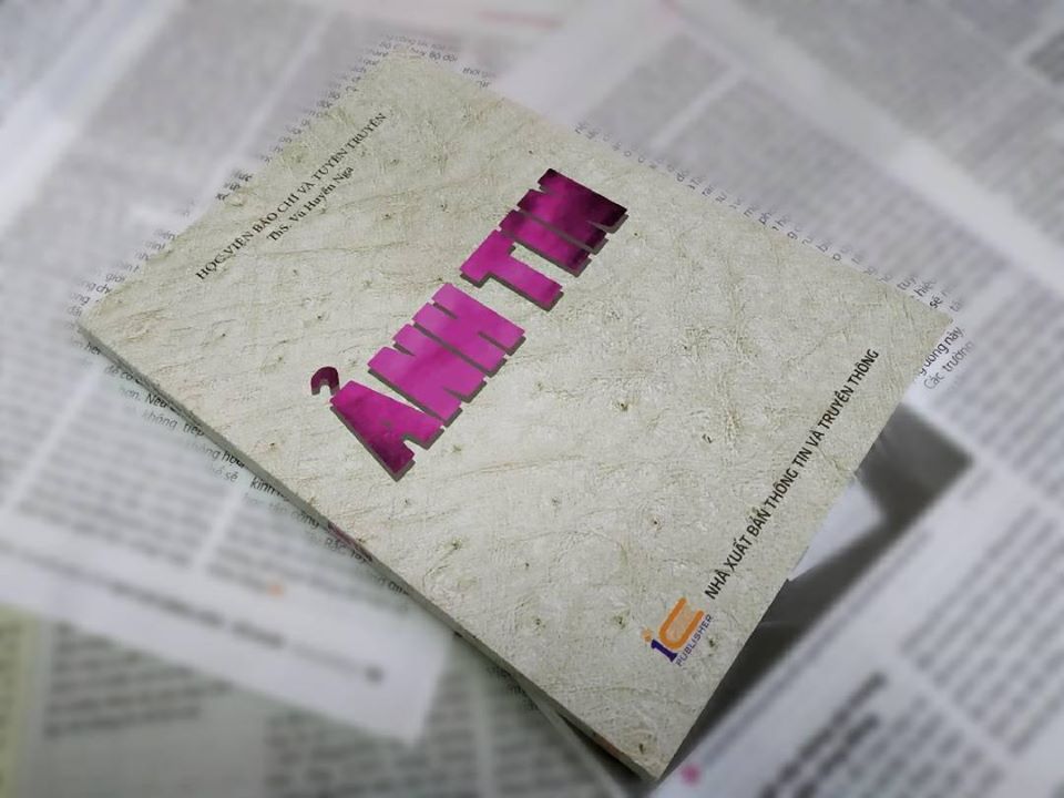 “Ảnh tin” - cuốn cẩm nang cho sinh viên chuyên ngành Ảnh báo chí