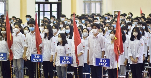 Học sinh Phú Thọ đón chào năm học mới 2021-2022
