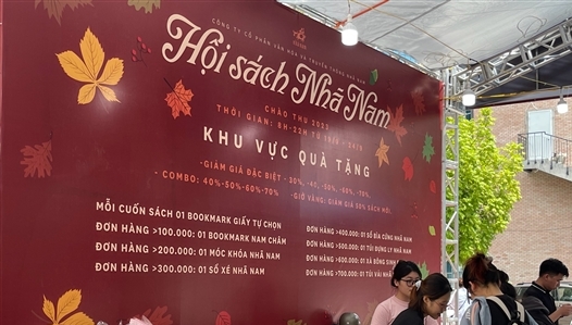 Hội sách Nhã Nam Chào thu 2023 thu hút hơn 1.000 lượt tham gia của các bạn trẻ