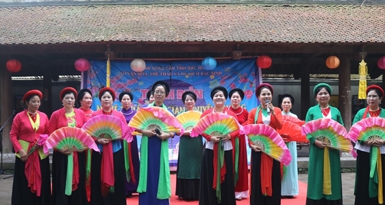 Bắc Ninh: Trình diễn nghệ thuật dân gian truyền thống tại điểm di tích quốc gia đặc biệt