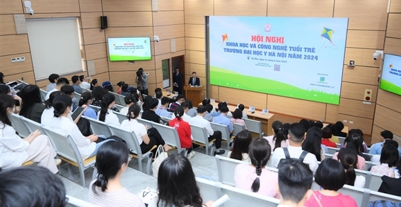 Khai mạc hội nghị Khoa học Công nghệ tuổi trẻ Trường Đại học Y Hà Nội năm 2024
